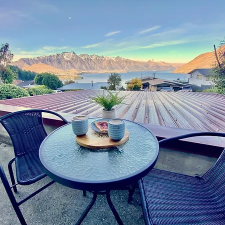 Comfortable Mountain View Studio